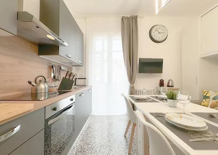 Luxury Spiagge 100mt - Porto 5' - Wifi Apartment